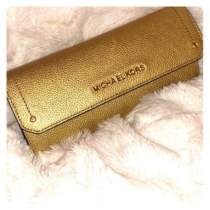 Micheal Kors Wallet